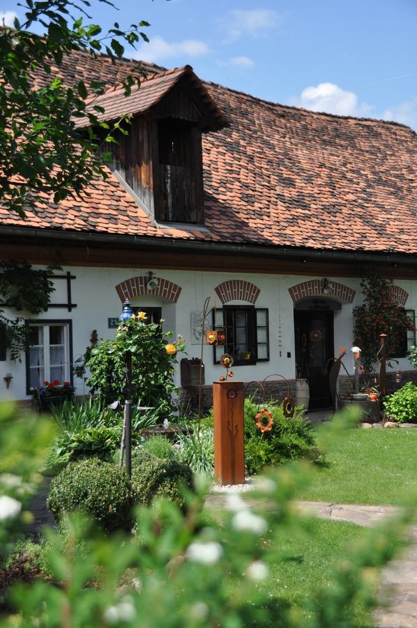 Hotel Restaurant Zum Schwan Schwanberg Eksteriør billede