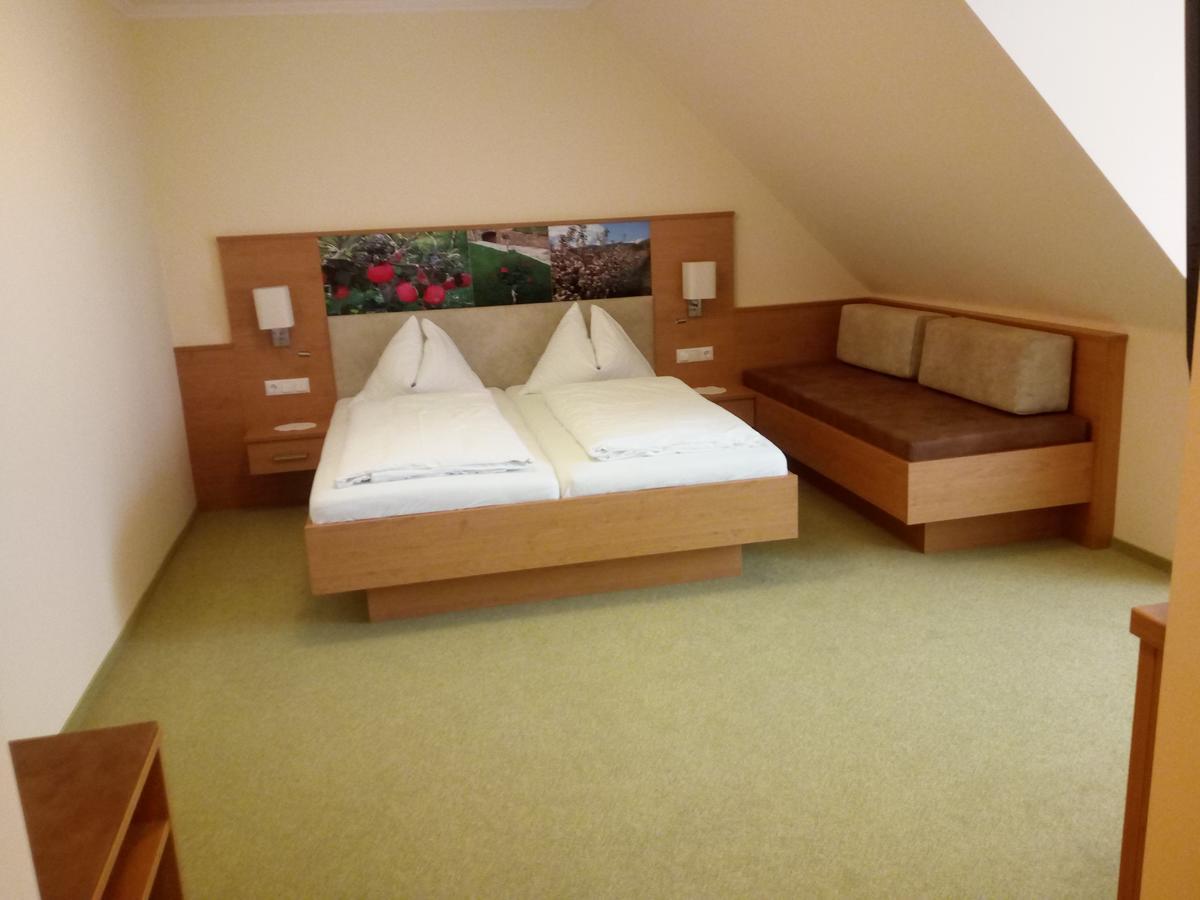 Hotel Restaurant Zum Schwan Schwanberg Eksteriør billede